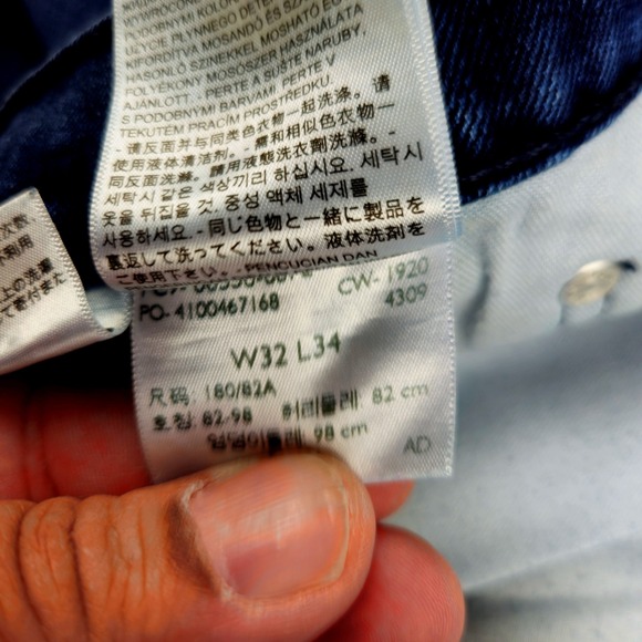 Levi's 550 Relaxed Fit Dark Wash Denim Jeans Mens W32 L34 - Picture 3 of 16